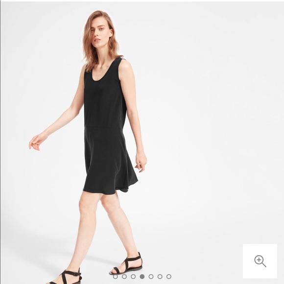 Everlane Dresses & Skirts - Everlane Clean Silk Sleeveless Dress XS